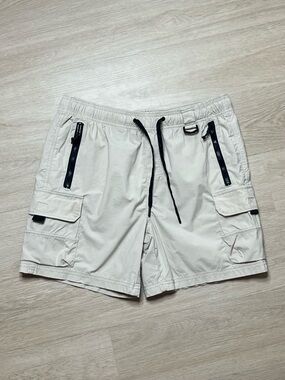 Aeropostale Men's Beige Cargo Shorts with Black Drawstring